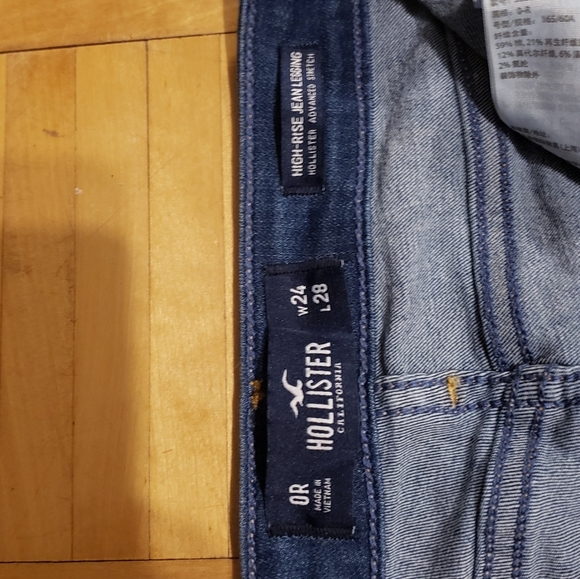 Hollister Jeans High Rise - Picture 3 of 3